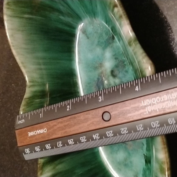 🌺Handmade Blue Mountain Pottery dish with little squirrel 🐿️ - Picture 8 of 8